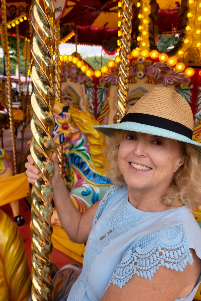 ai carousel pic